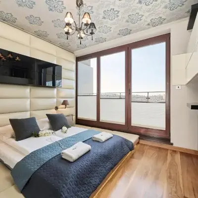 Luxurious Apartments Walonska with underground GARAGE by Noclegi Renters