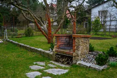 Ogród w obiekcie Ostoya Sulistrowiczki
