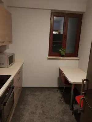 Kuchnia lub aneks kuchenny w obiekcie 3 Wygodny pokój w sercu Wrocławia
