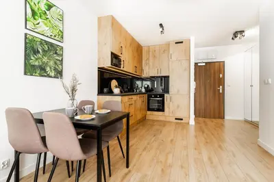 Kuchnia lub aneks kuchenny w obiekcie Apartament Near Sky Tower Free Parking for 2 cars