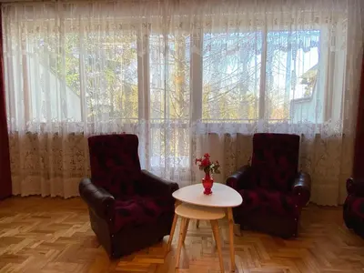 Część wypoczynkowa w obiekcie Bella Casa Economy Villa - Skibowa, close to Bielany