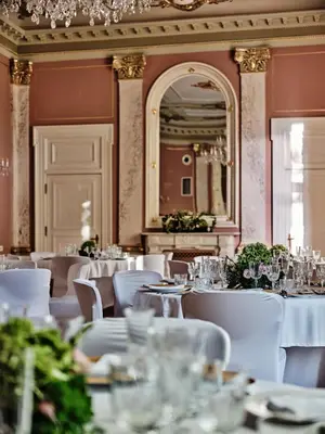 Restauracja lub miejsce do jedzenia w obiekcie Hotel Altus Palace - Destigo Hotels