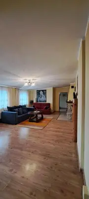 Telewizja i/lub zestaw kina domowego w obiekcie Apartament Alcatraz 90m z kominkiem Kamienna Góra