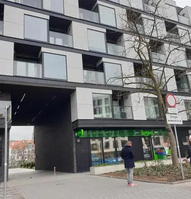 Budynek, w którym mieści się apartament