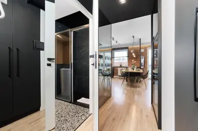 Kuchnia lub aneks kuchenny w obiekcie Lux Apartment Browary Wrocławskie by Noclegi Renters