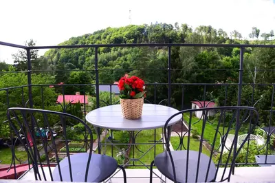 Balkon lub taras w obiekcie Apartamenty Turystyczna 25 blisko centrum, z dodatkowym bezpłatnym parkingiem w centrum miasta