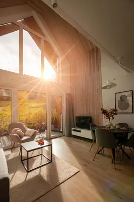 Część wypoczynkowa w obiekcie Hill & Chill Kudowa Zdrój - nowoczesne stodoły ze strefą SPA, balia, sauna