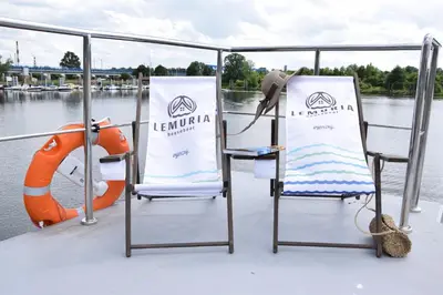 Plan piętra w obiekcie Lemuria Houseboat - pływający domek na wodzie