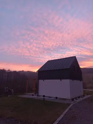 Wschód lub zachód słońca widziany z tego domu wakacyjnego