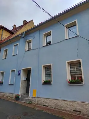 Budynek, w którym mieści się apartament