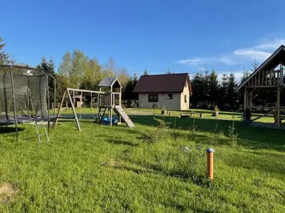 Plac zabaw dla dzieci w obiekcie Świerkowy Zakatek