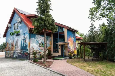 Budynek, w którym mieści się aparthotel