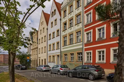 Budynek, w którym mieści się apartament