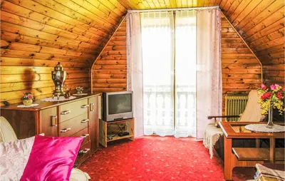 Telewizja i/lub zestaw kina domowego w obiekcie Holiday Home Sobòtka Pod Debami