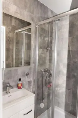 Łazienka w obiekcie Apartament przy deptaku i Parku Zdrojowym - Polanica Zdrój
