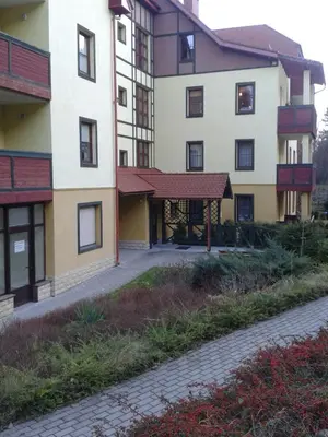 Budynek, w którym mieści się apartament