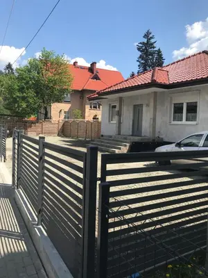 Budynek, w którym mieści się apartament