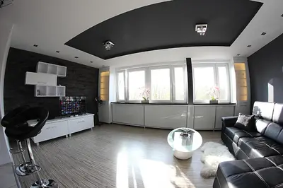 Telewizja i/lub zestaw kina domowego w obiekcie Black & White Komfortowe Apartamenty 2 km od Centrum