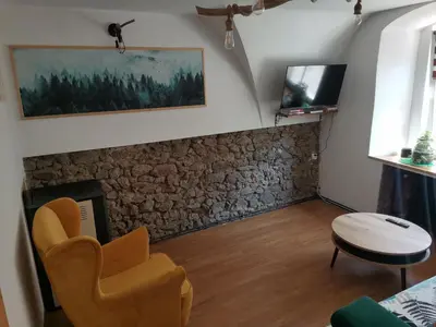 Telewizja i/lub zestaw kina domowego w obiekcie Przystanek Srebrna Góra