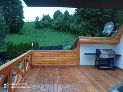 Ogród w obiekcie Apartamenty Sowianka