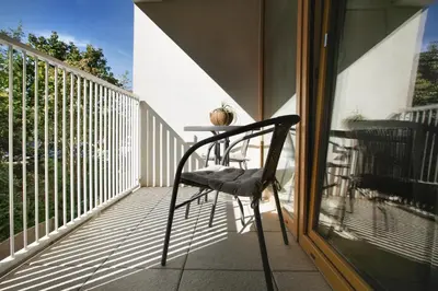 Balkon lub taras w obiekcie Komfortowy apartament z balkonem i parkingiem