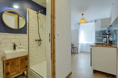 Kuchnia lub aneks kuchenny w obiekcie Apartament Pod Jałowcem Góry Sowie 533-543-732