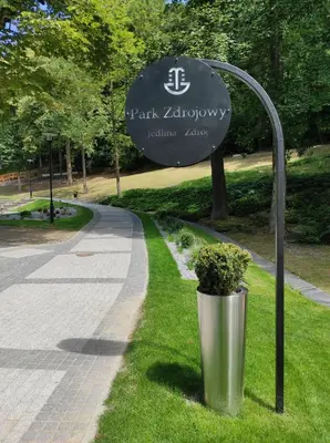 Ogród w obiekcie Apartament Pod Jałowcem Góry Sowie 533-543-732