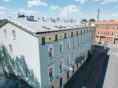Budynek, w którym mieści się aparthotel