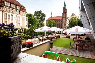 Budynek, w którym mieści się hotel