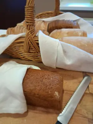 Jedzenie w ośrodku wypoczynkowym lub w pobliżu