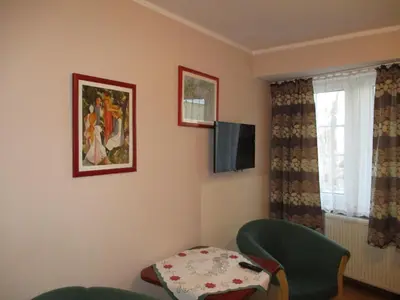 Telewizja i/lub zestaw kina domowego w obiekcie Hotel Pod Platanami