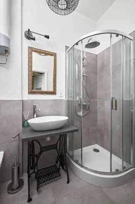 Łazienka w obiekcie Loft Apartment Grzmiąca