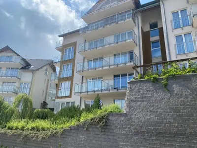 Budynek, w którym mieści się apartament