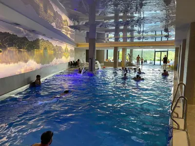 Basen w obiekcie Aparthotel Apartamenty Czarna Góra 410 lub w pobliżu