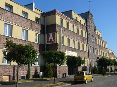 Budynek, w którym mieści się hotel