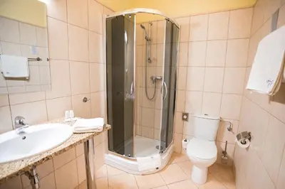 Łazienka w obiekcie Business Hotel Vega Wrocław