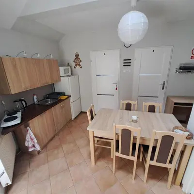 Kuchnia lub aneks kuchenny w obiekcie Noclegi Srebrna Góra