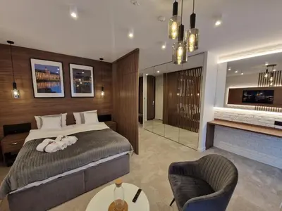 Łóżko lub łóżka w pokoju w obiekcie Brossa Apartments, 24h self check in, Klima, AirCond