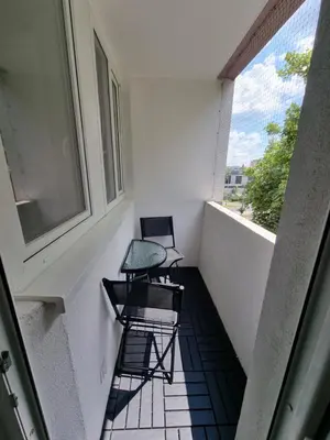 Balkon lub taras w obiekcie Nowoczesny apartament w sercu Wrocławia