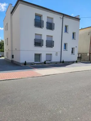 Budynek, w którym mieści się apartament