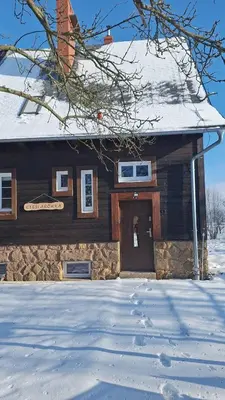 Obiekt Agroturystyka Cieślarówka zimą