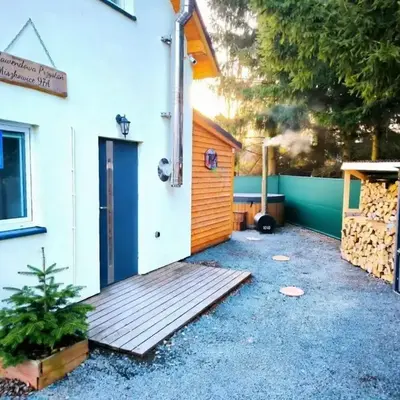 Holiday House Lawendowa Przystań - domek z jacuzzi
