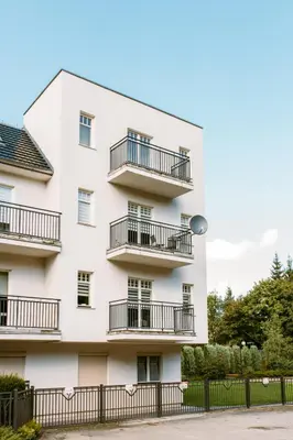 Budynek, w którym mieści się apartament