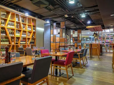 Restauracja lub miejsce do jedzenia w obiekcie Mercure Wrocław Centrum