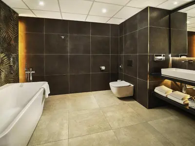 Łazienka w obiekcie Novotel Wrocław City