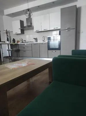 Kuchnia lub aneks kuchenny w obiekcie Apartamenty centrum
