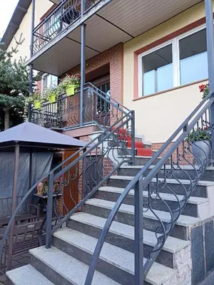 Budynek, w którym mieści się kwatera prywatna