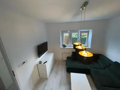 Telewizja i/lub zestaw kina domowego w obiekcie ZEN - przytulne mieszkanie. Mieroszów, Sokołowsko, 2 km do Czech.