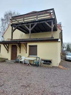 Budynek, w którym mieści się kwatera prywatna