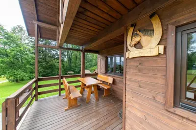 Balkon lub taras w obiekcie Agroturystyka W oddali z balią